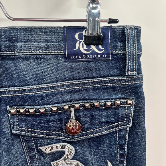 Y2k ROCK & REPUBLIC Flare Blue Jeans Rhinestone Studded Metal Punk Flap Womens 4 - Picture 5 of 14